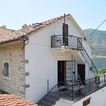 Mansarda Apartment Kotor Exterior photo